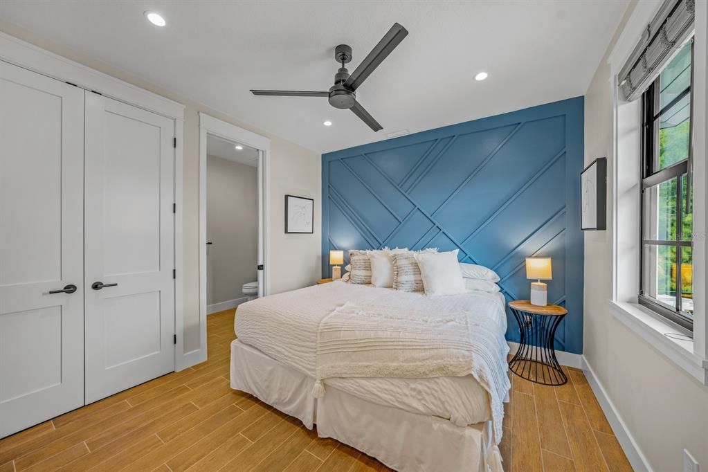 For Sale: $2,895,000 (5 beds, 0 baths, 2966 Square Feet)