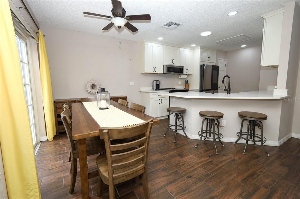 For Sale: $550,000 (4 beds, 2 baths, 1888 Square Feet)