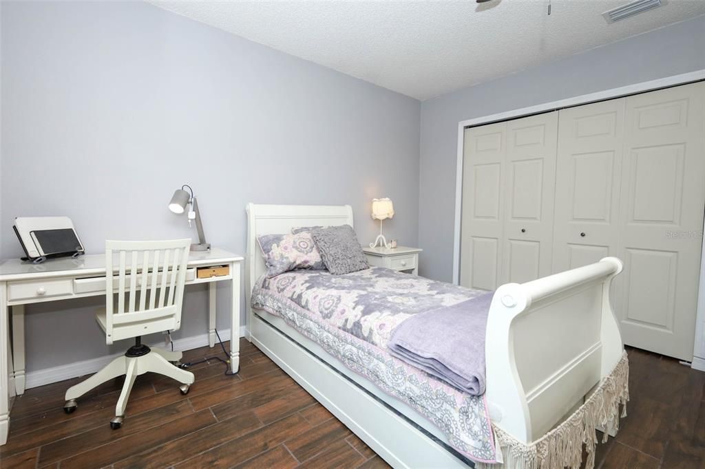 For Sale: $550,000 (4 beds, 2 baths, 1888 Square Feet)