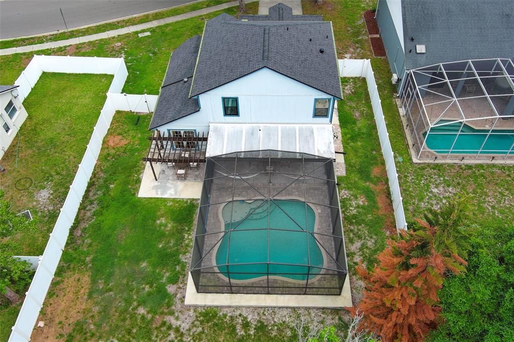 For Sale: $550,000 (4 beds, 2 baths, 1888 Square Feet)