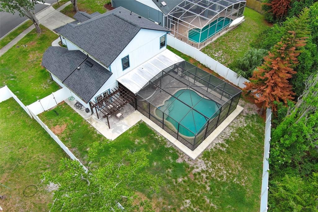 For Sale: $550,000 (4 beds, 2 baths, 1888 Square Feet)
