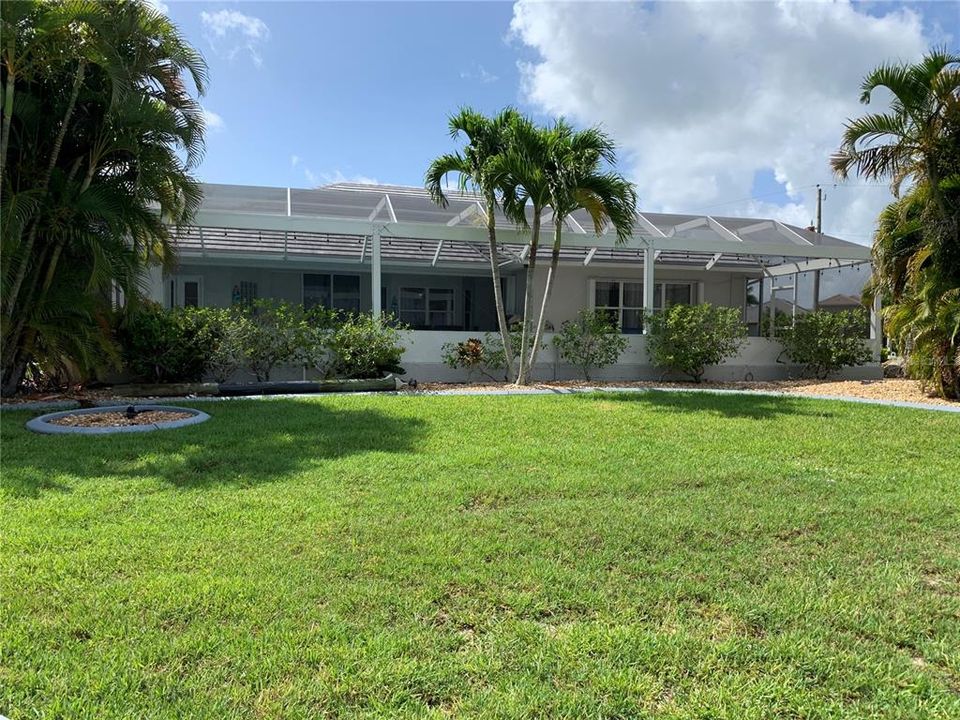 For Rent: $4,000 (3 beds, 2 baths, 1940 Square Feet)
