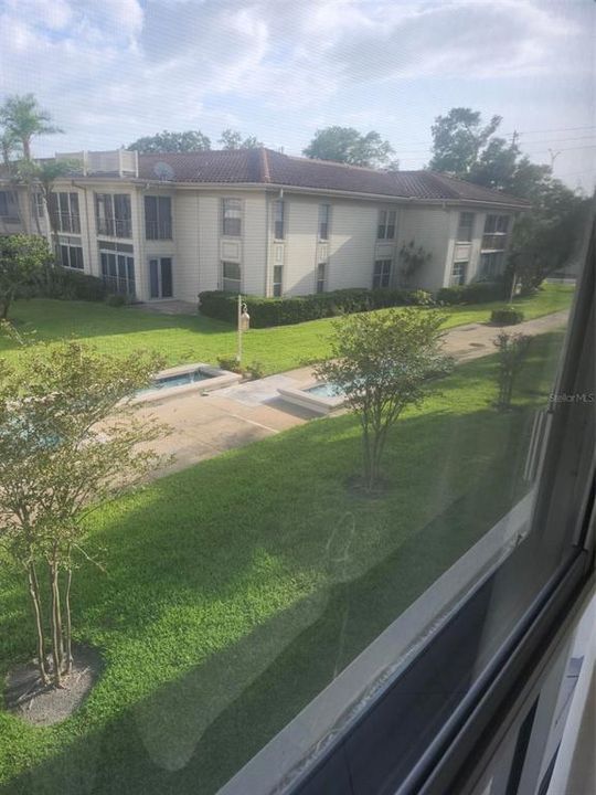 For Rent: $2,000 (1 beds, 1 baths, 950 Square Feet)