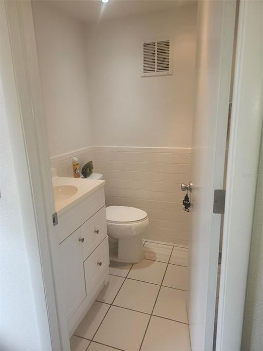 For Rent: $2,000 (1 beds, 1 baths, 950 Square Feet)