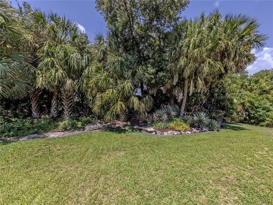 For Sale: $584,000 (4 beds, 2 baths, 2334 Square Feet)