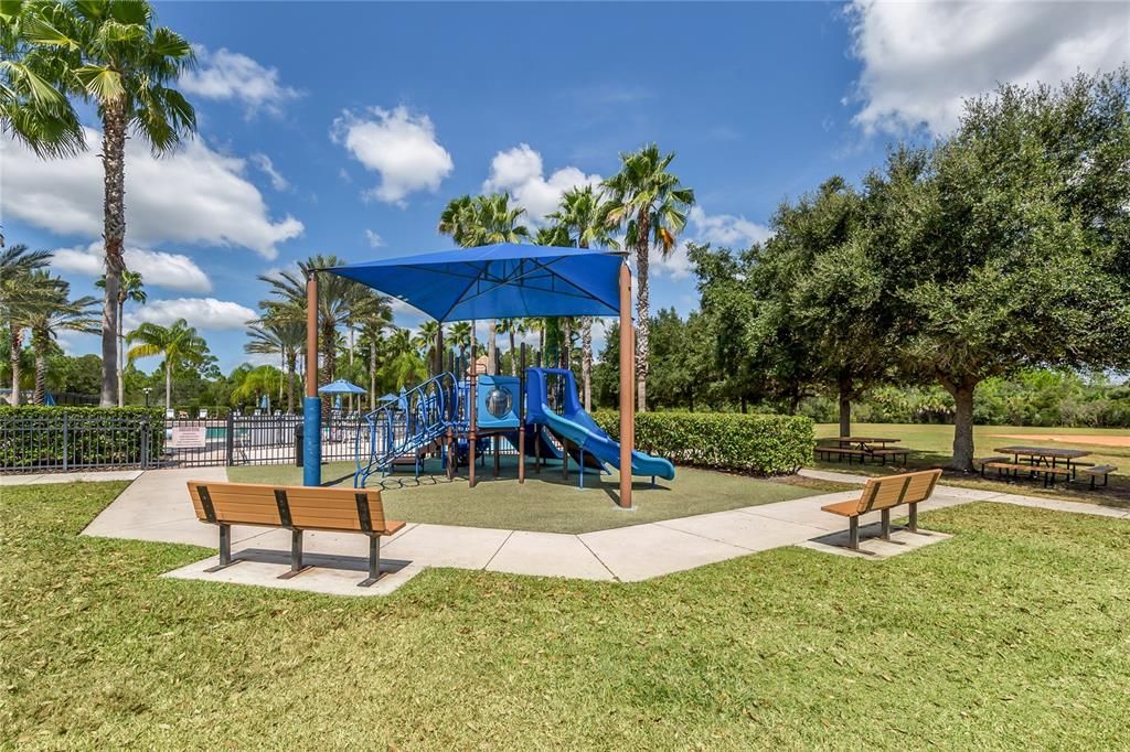 For Sale: $584,000 (4 beds, 2 baths, 2334 Square Feet)