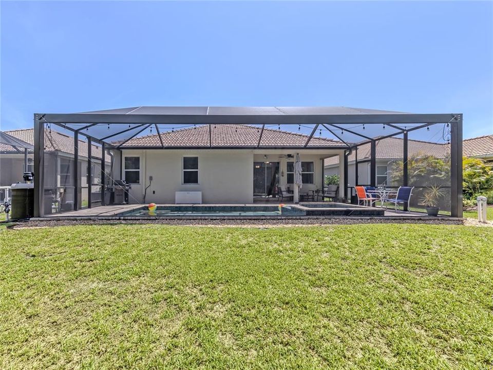 For Sale: $584,000 (4 beds, 2 baths, 2334 Square Feet)