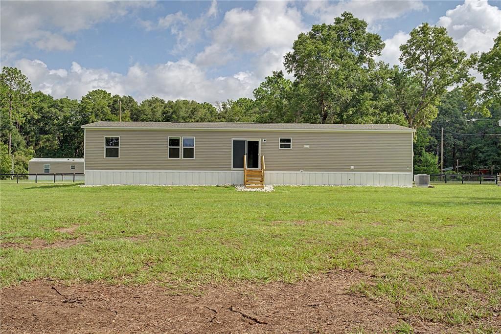 For Rent: $2,200 (4 beds, 2 baths, 1850 Square Feet)