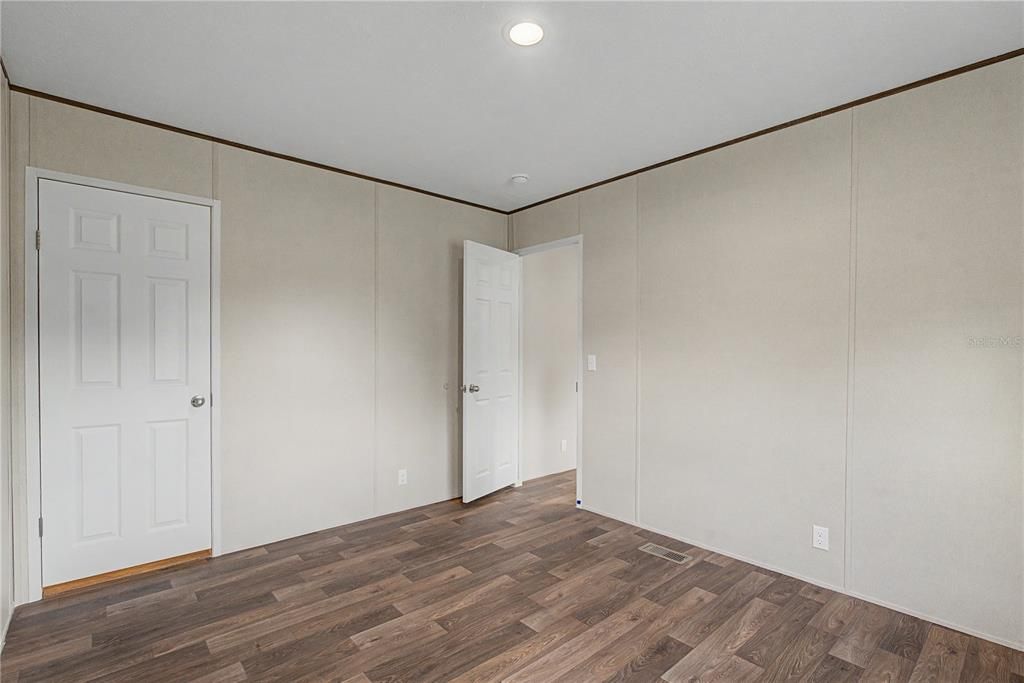 For Rent: $2,200 (4 beds, 2 baths, 1850 Square Feet)