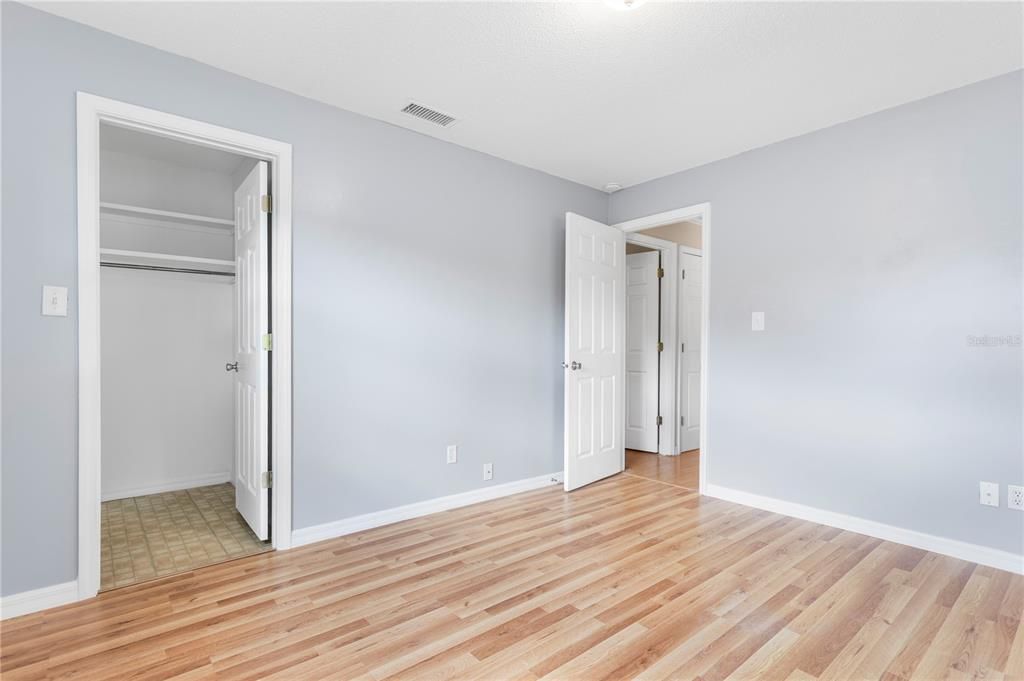 Active With Contract: $399,990 (3 beds, 2 baths, 1678 Square Feet)