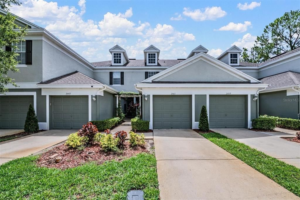 For Sale: $215,000 (2 beds, 1 baths, 1240 Square Feet)