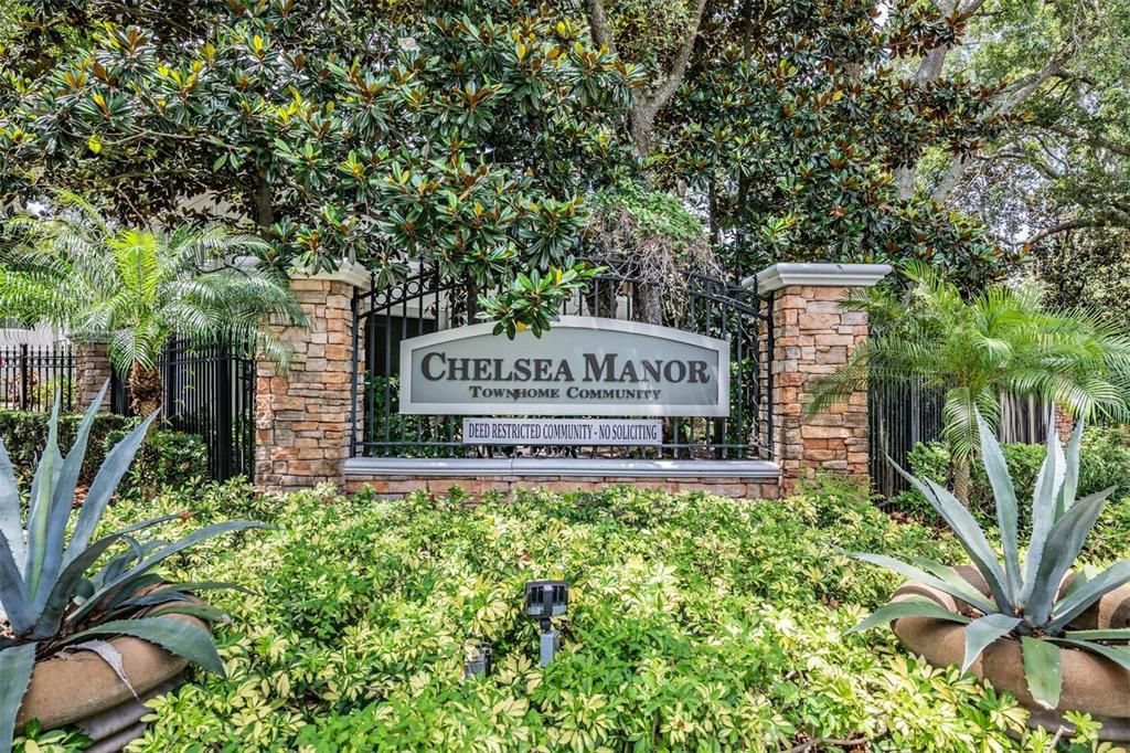 For Sale: $215,000 (2 beds, 1 baths, 1240 Square Feet)