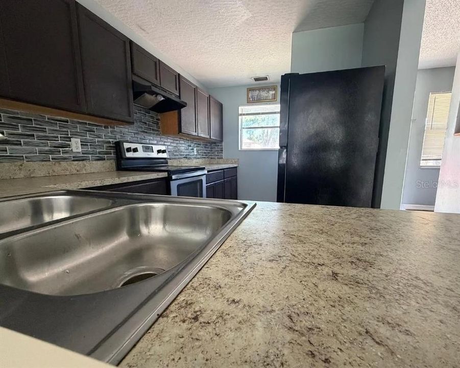 For Rent: $1,595 (2 beds, 1 baths, 1088 Square Feet)