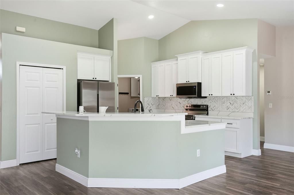 For Sale: $399,000 (4 beds, 2 baths, 2236 Square Feet)