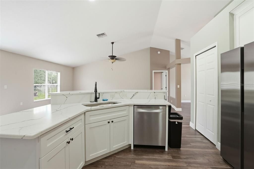 For Sale: $399,000 (4 beds, 2 baths, 2236 Square Feet)