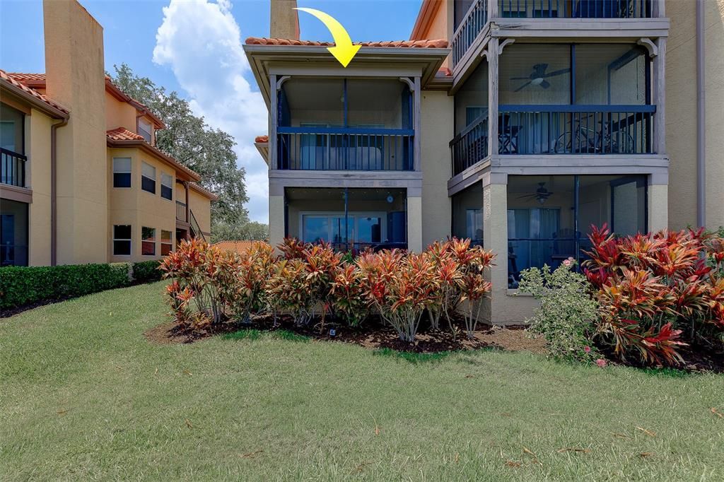 For Sale: $220,000 (2 beds, 2 baths, 1037 Square Feet)