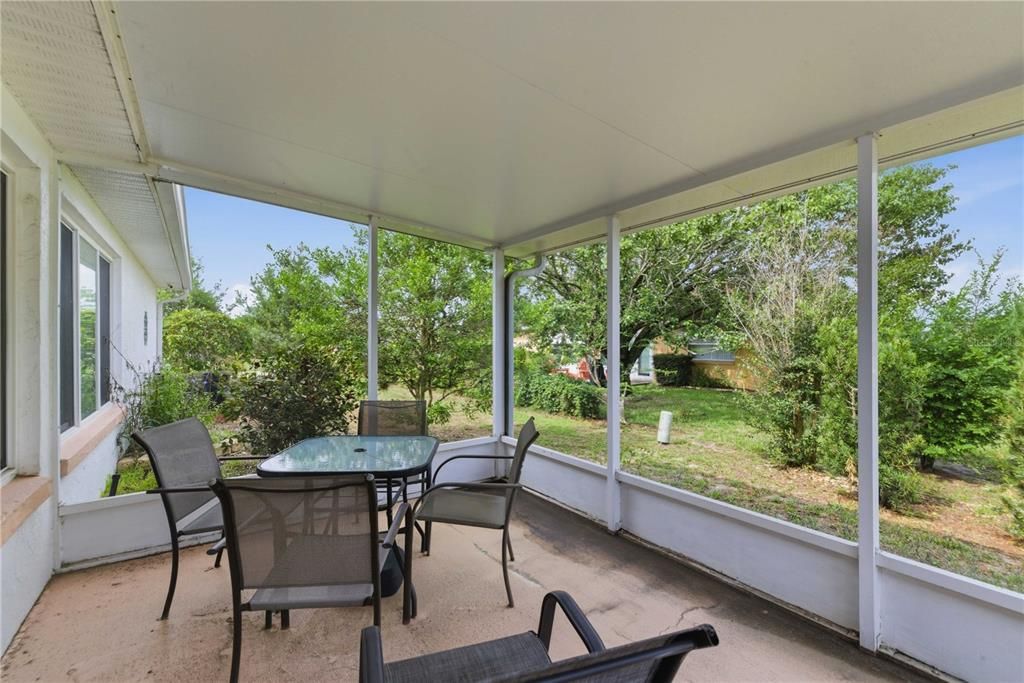 En Venta: $274,999 (3 camas, 2 baños, 1963 Pies cuadrados)