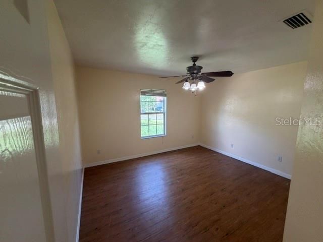 For Rent: $2,200 (3 beds, 2 baths, 1696 Square Feet)