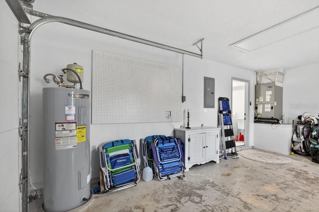 En Venta: $585,000 (4 camas, 3 baños, 2174 Pies cuadrados)