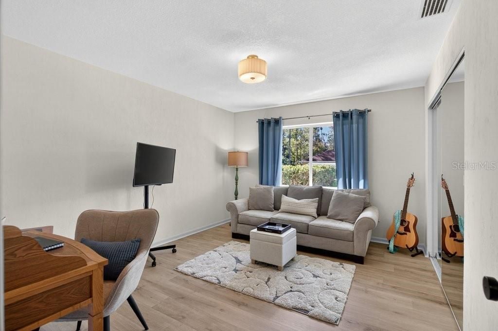 En Venta: $585,000 (4 camas, 3 baños, 2174 Pies cuadrados)