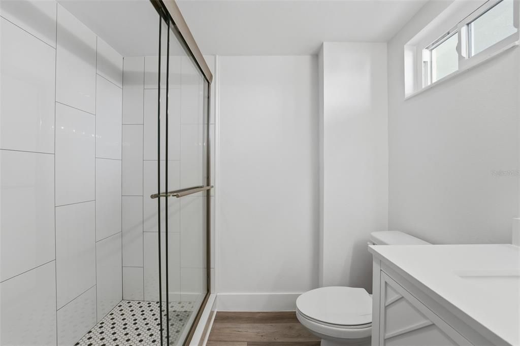 For Sale: $574,000 (2 beds, 2 baths, 1271 Square Feet)