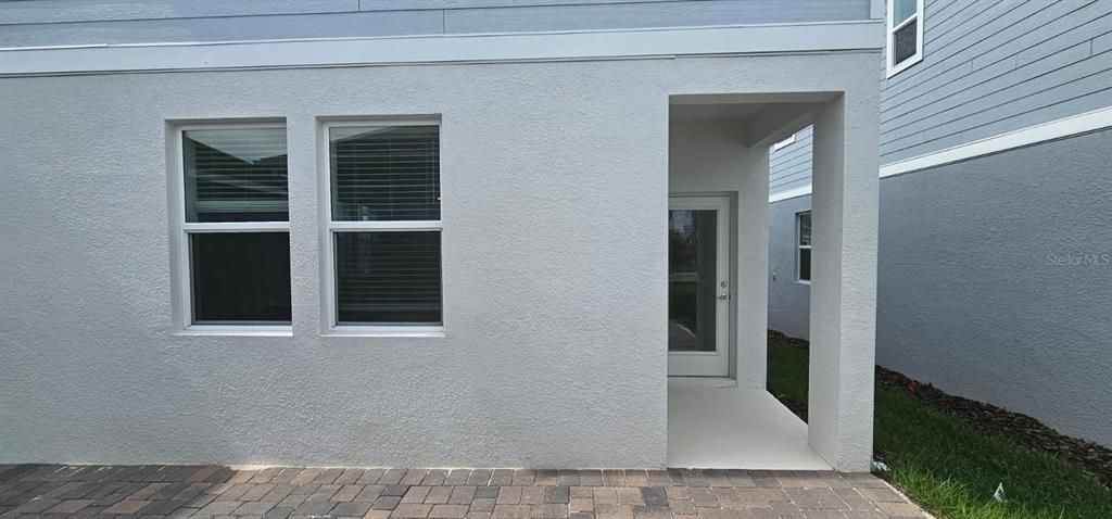 For Rent: $2,650 (3 beds, 2 baths, 1795 Square Feet)