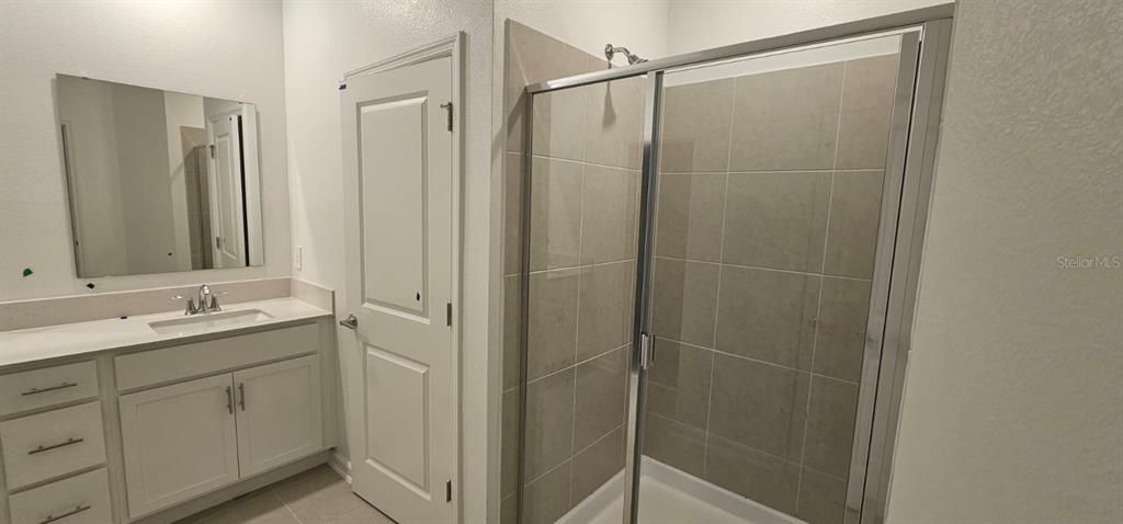 For Rent: $2,650 (3 beds, 2 baths, 1795 Square Feet)