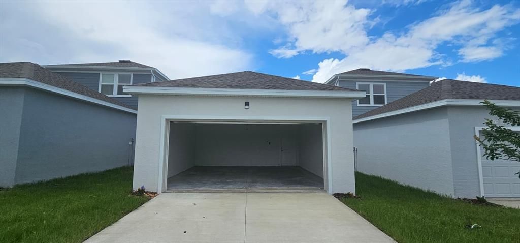 For Rent: $2,650 (3 beds, 2 baths, 1795 Square Feet)
