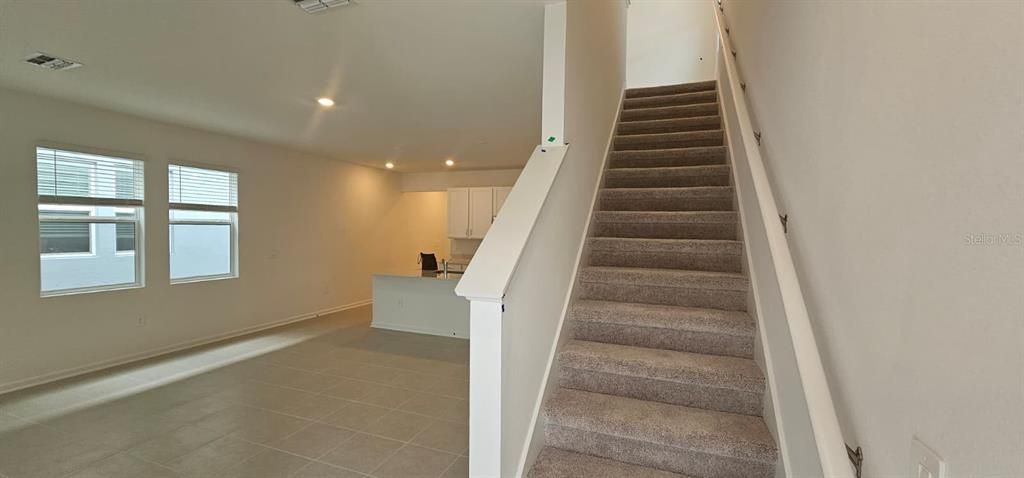 For Rent: $2,650 (3 beds, 2 baths, 1795 Square Feet)