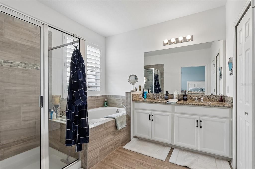 For Rent: $4,200 (5 beds, 4 baths, 3150 Square Feet)