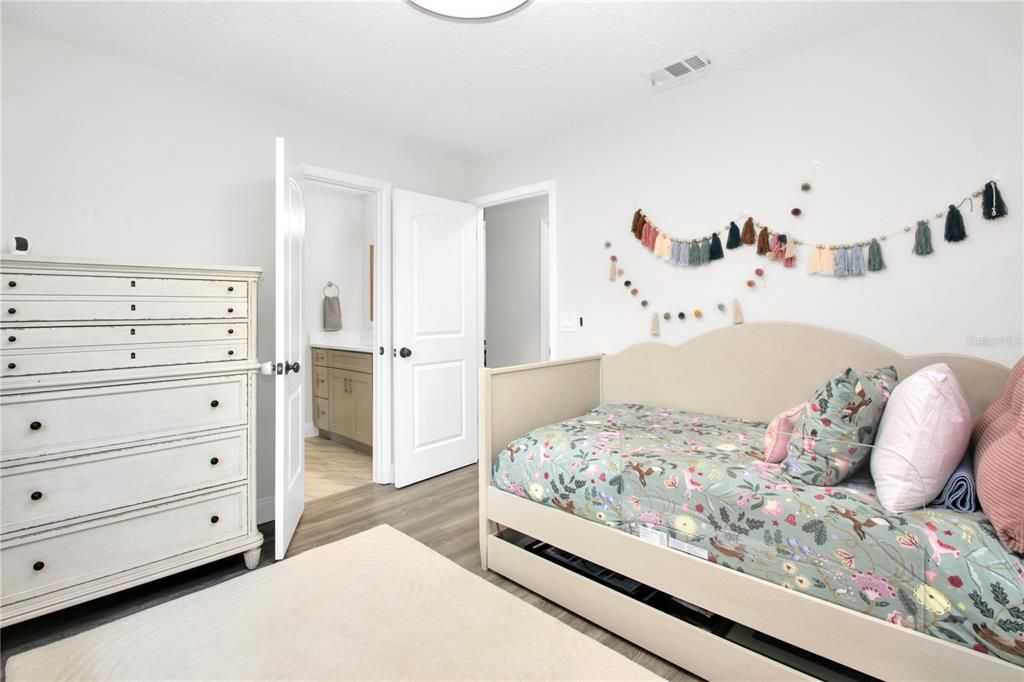 For Sale: $715,000 (4 beds, 3 baths, 2176 Square Feet)