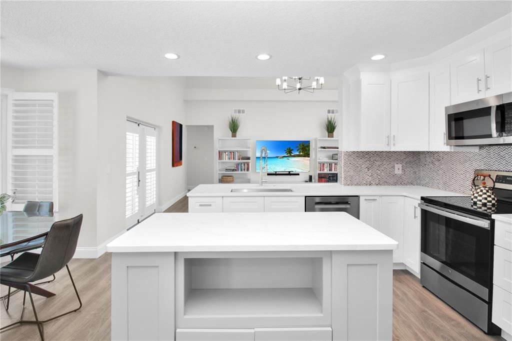 For Sale: $715,000 (4 beds, 3 baths, 2176 Square Feet)
