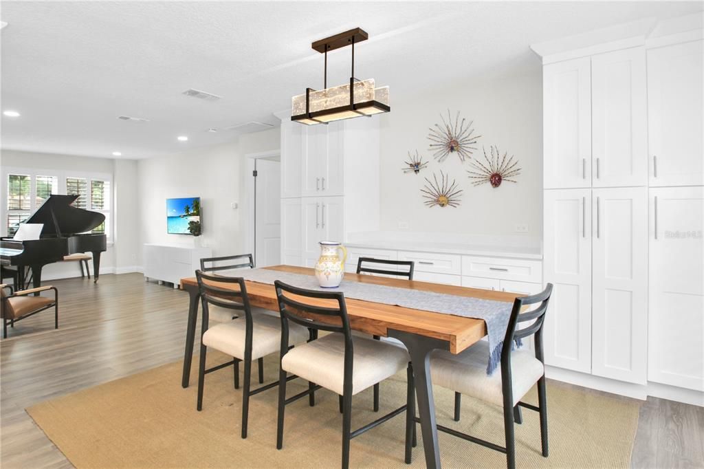 For Sale: $715,000 (4 beds, 3 baths, 2176 Square Feet)