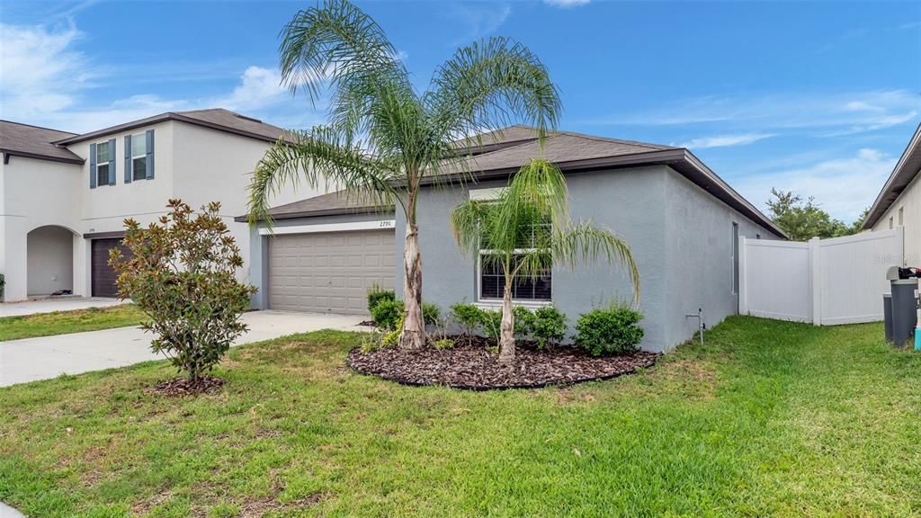 For Sale: $305,000 (4 beds, 2 baths, 1936 Square Feet)
