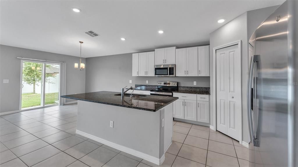 For Sale: $305,000 (4 beds, 2 baths, 1936 Square Feet)