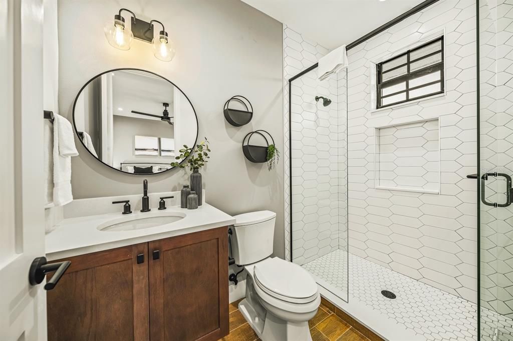 For Sale: $2,895,000 (5 beds, 0 baths, 2801 Square Feet)