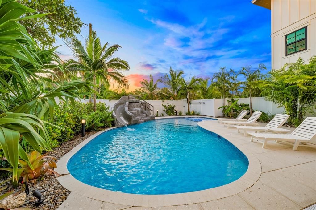For Sale: $2,895,000 (5 beds, 0 baths, 2801 Square Feet)