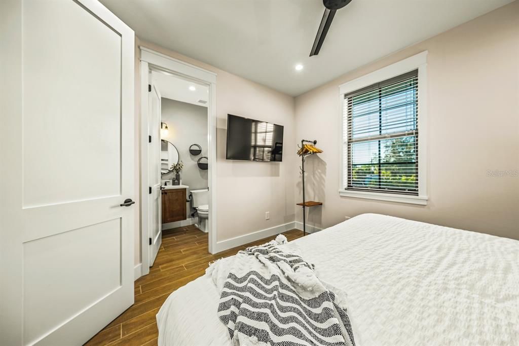 For Sale: $2,895,000 (5 beds, 0 baths, 2801 Square Feet)