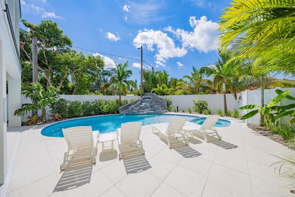 For Sale: $2,895,000 (5 beds, 0 baths, 2801 Square Feet)