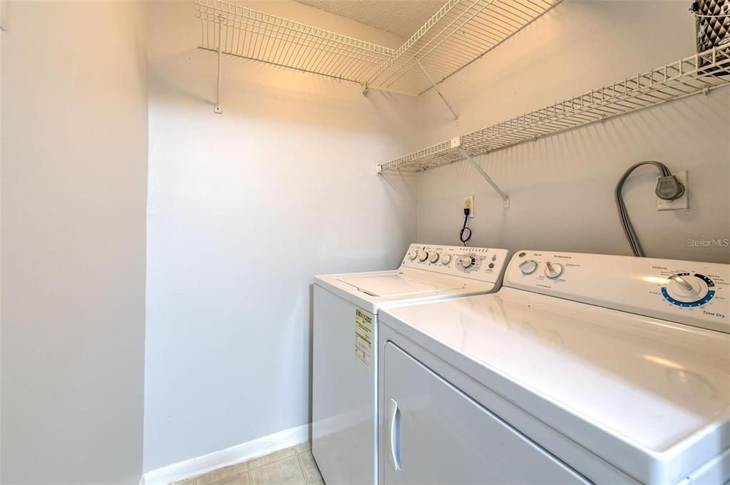For Sale: $165,000 (2 beds, 2 baths, 1132 Square Feet)