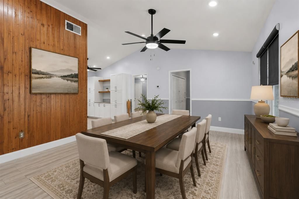 For Sale: $389,900 (4 beds, 3 baths, 1808 Square Feet)
