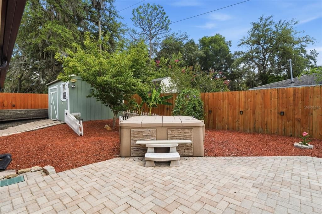 For Sale: $389,900 (4 beds, 3 baths, 1808 Square Feet)