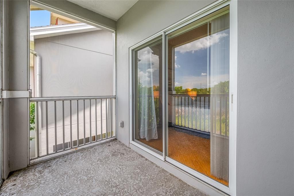 For Sale: $385,000 (2 beds, 2 baths, 1526 Square Feet)