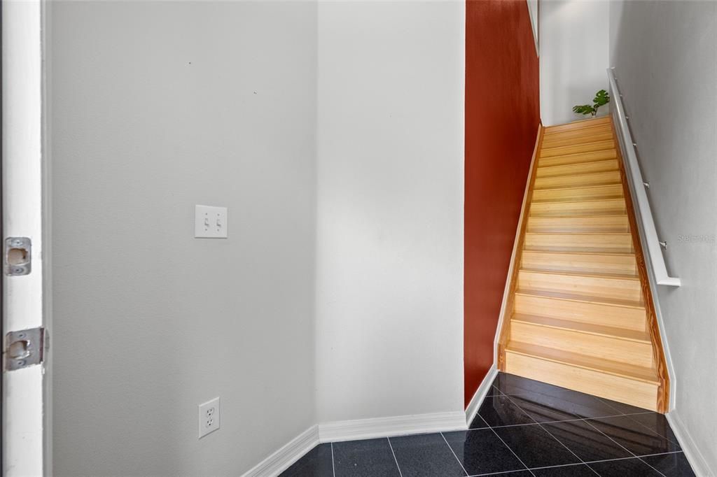 For Sale: $385,000 (2 beds, 2 baths, 1526 Square Feet)
