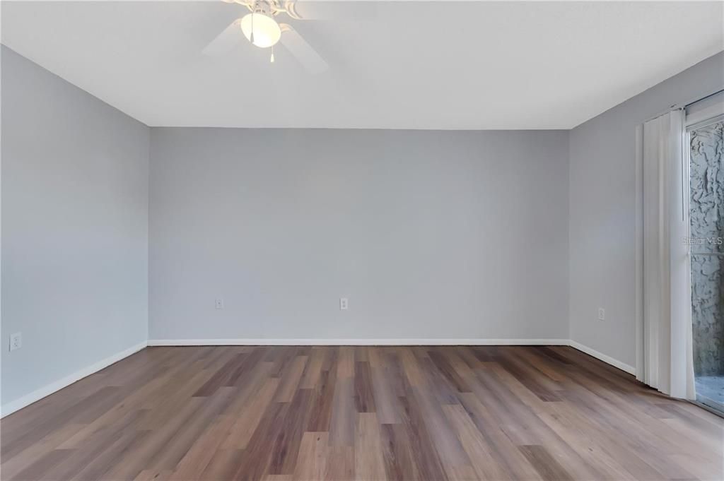 For Rent: $1,799 (3 beds, 2 baths, 1252 Square Feet)