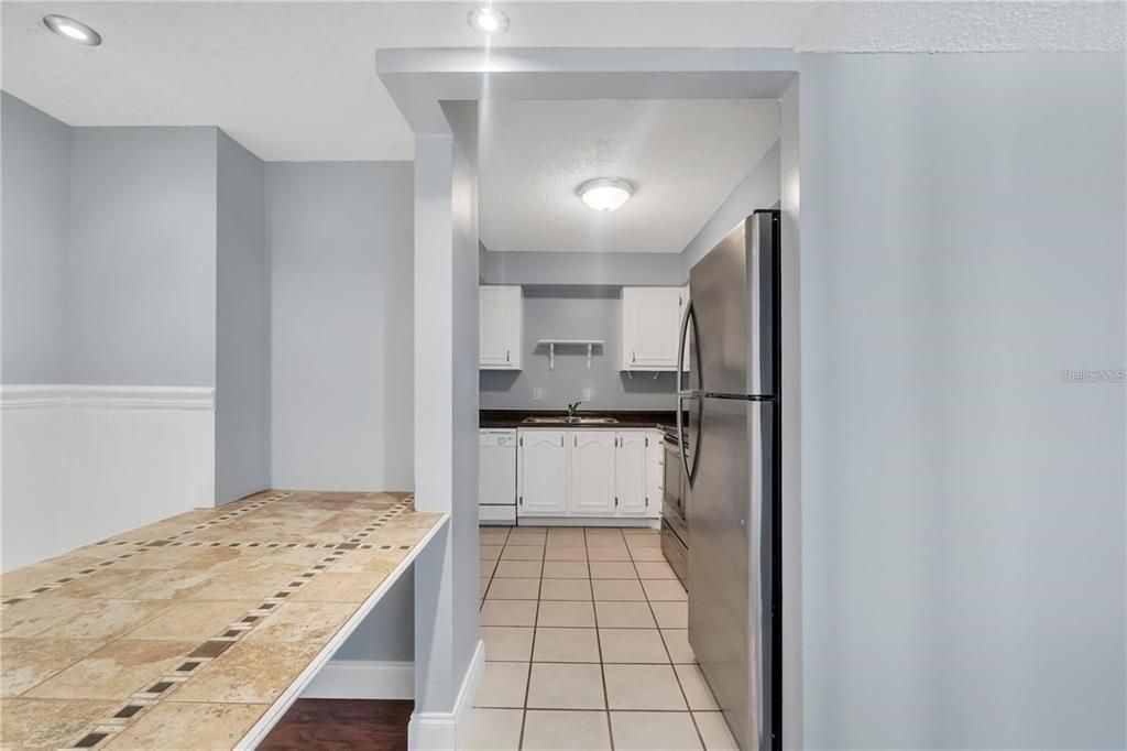 For Rent: $1,799 (3 beds, 2 baths, 1252 Square Feet)