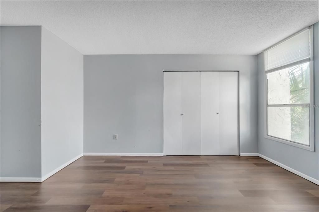For Rent: $1,799 (3 beds, 2 baths, 1252 Square Feet)
