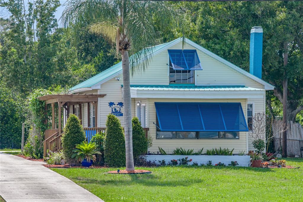 For Sale: $395,000 (2 beds, 1 baths, 1479 Square Feet)
