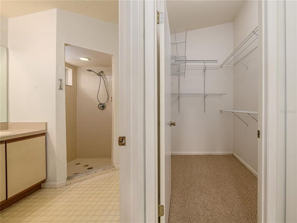 For Rent: $2,200 (3 beds, 2 baths, 1728 Square Feet)
