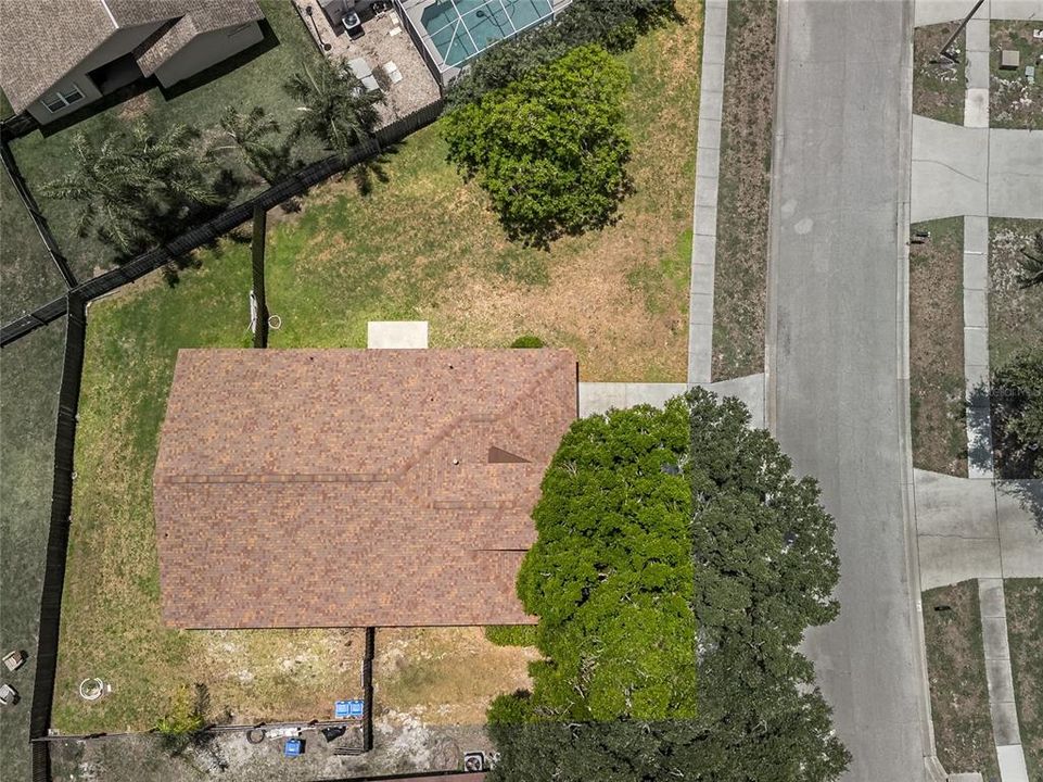 For Rent: $2,200 (3 beds, 2 baths, 1728 Square Feet)